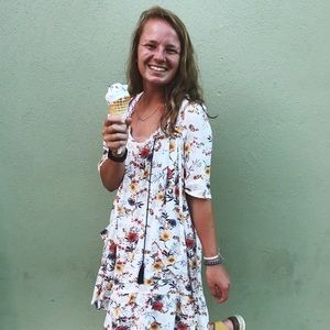 Meet your Posher, Alyssa